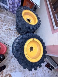 السلام وعليكم للبيع تايرات +وياله العدد 4 (ربل ربل اصلي شرط ياباني) ما...