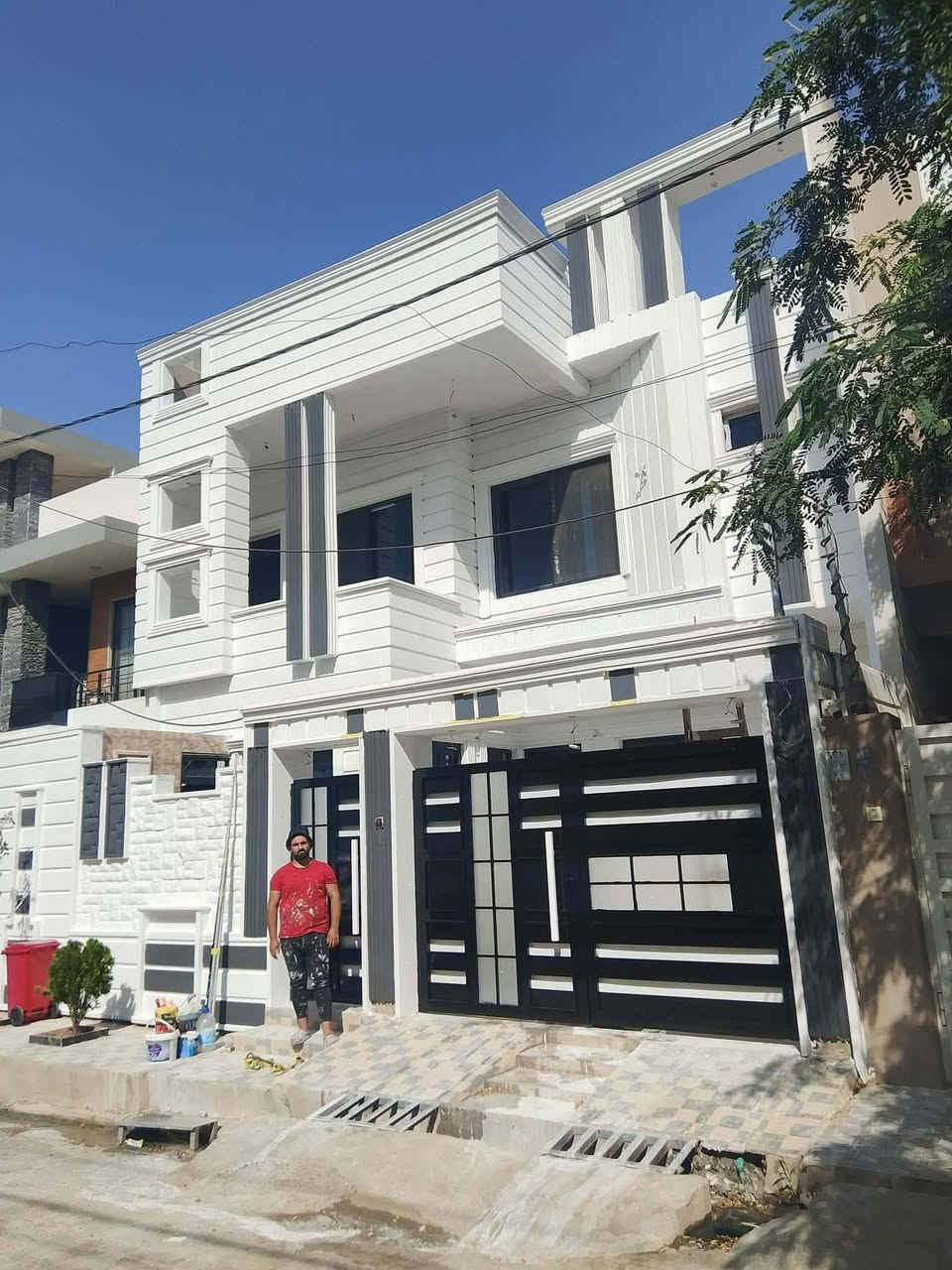 مستعدون لصبغ الدور ومحلات🏠
ومعالجه رطوبه وعمل جبس💧 مبورد وسقوف ثانويه وبسعار مناسبه التواصل
0750717350-***********

