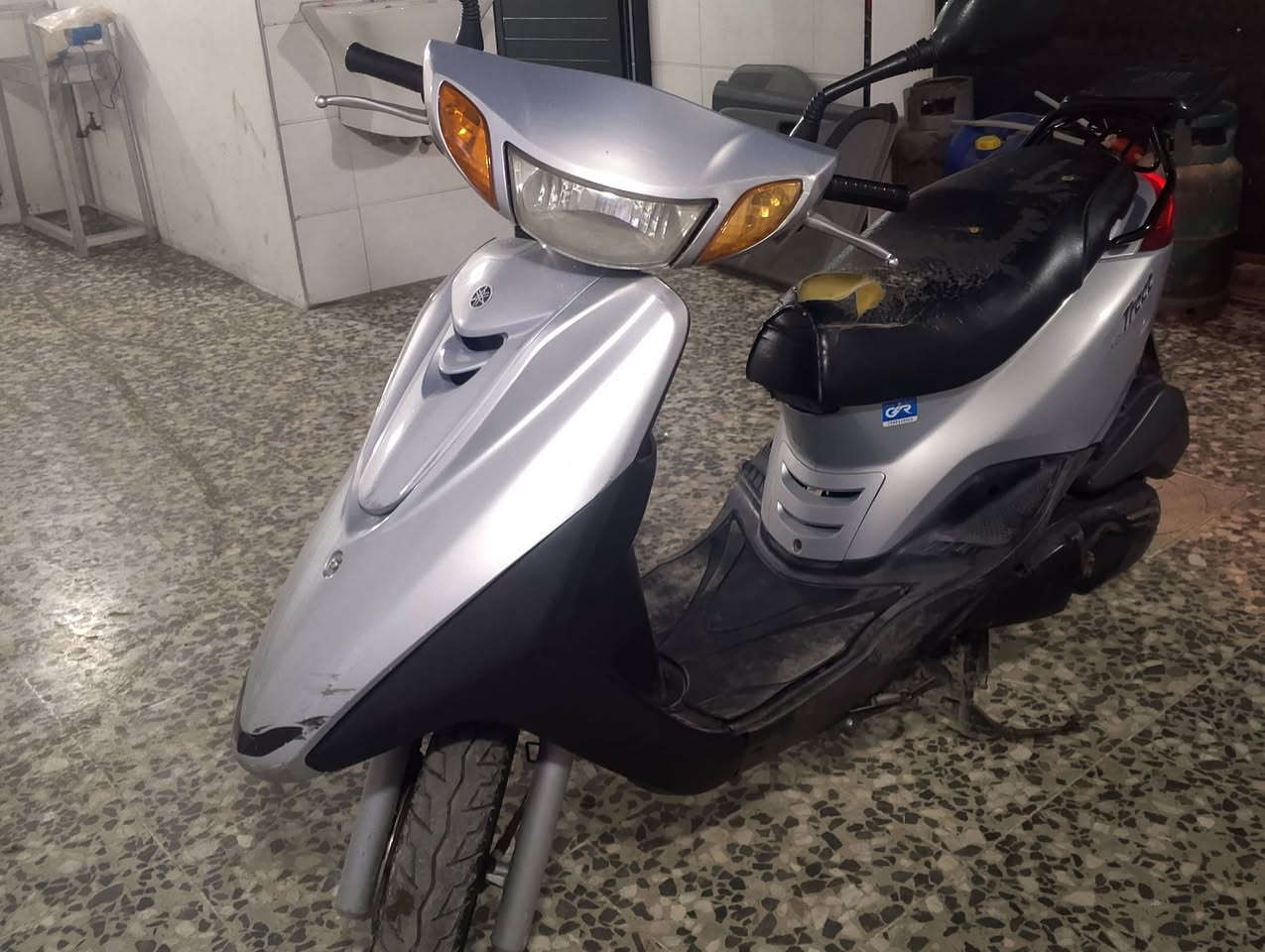 سلام عليكم دراجة بريز نثيه للبيع ماصاير اله سنه من اخذناهه من الوكاله وبعدهه وكاله اي عطل او نقوصات ما بيهه سعر الدراجة قفل مليون دينار عراقي مكاني البلديات كهربائيات كامله ونوزل وبيهه هندر ونكره سلف وهندر ***********. واتساب
