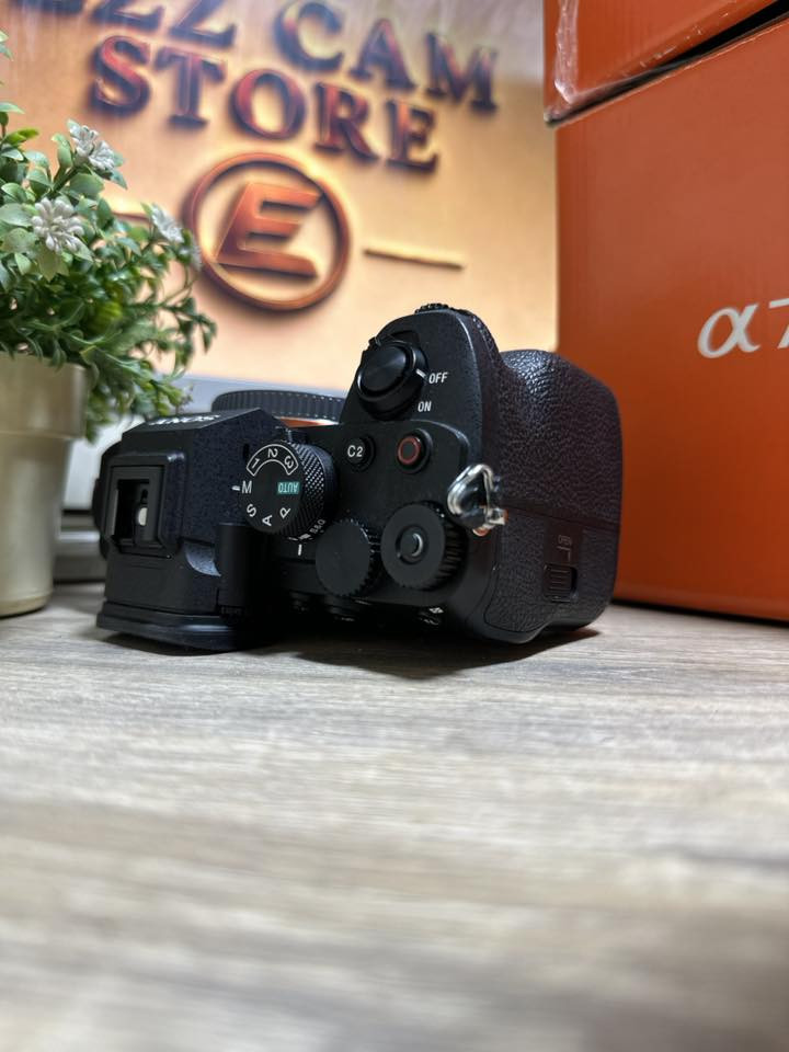 🔥📸 كسر زيرو | Sony A7 IV Full Box 📸🔥

الفرصة اللي مستنيها وصلت 💥
Sony A7 IV — كسر زيرو | بوكس كامل ✅
حالة ممتازة وأداء احترافي لعشاق الصورة والفيديو 🎥📷

⚡ Full Frame Power
⚡ Autofocus جبار
⚡ 4K Video
⚡ اختيار قوي للمصورين وصناع المحتوى

لو بتدور على A7IV بحالة محترمة وسعر لقطة
دي فرصتك متتفوتش 👌🔥

📩 ابعتلنا واتساب أو DM للتفاصيل والسعر

#Sony #SonyA7IV #A7IV #SonyAlpha #Mirrorless #FullFrame #SonyCamera #Photography #Videography #UsedCamera #كسر_زيرو #سوني #كاميرات_مستعمله #تصوير #EzzCamStoreEZZ CAM STOREمحمود عز العرب


**إذا كنت صاحب هذا الإعلان وتريد حذفه لأي سبب، رجاءا أرسل رسالة إلى الدعم الفني**