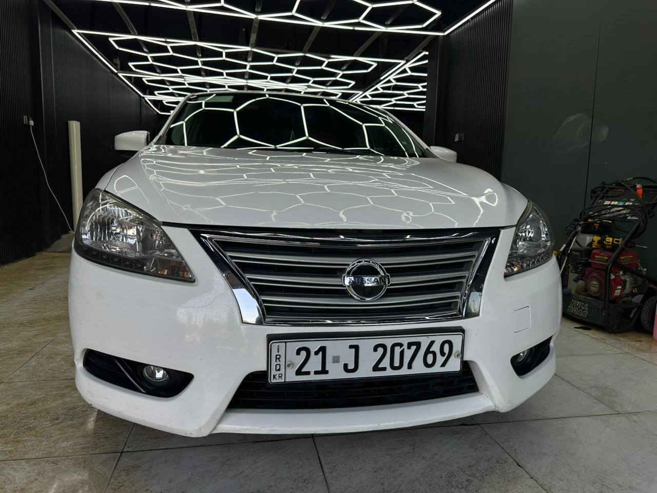 سلام عليكم نيسان سنترا 2019 خليجي بيها صفحه صبغ السياره جديده جاهزه للخير رقم سليمانيه الجديد تحويل بسمك تخم تاير جديده صدر امامي خلفي جديد مدوشمه بالكامل السعر 110 وبيها مجال قليل مكان السياره بغداد بغداد الجديده او الزعفرانيه رقم الهاتف ***********
