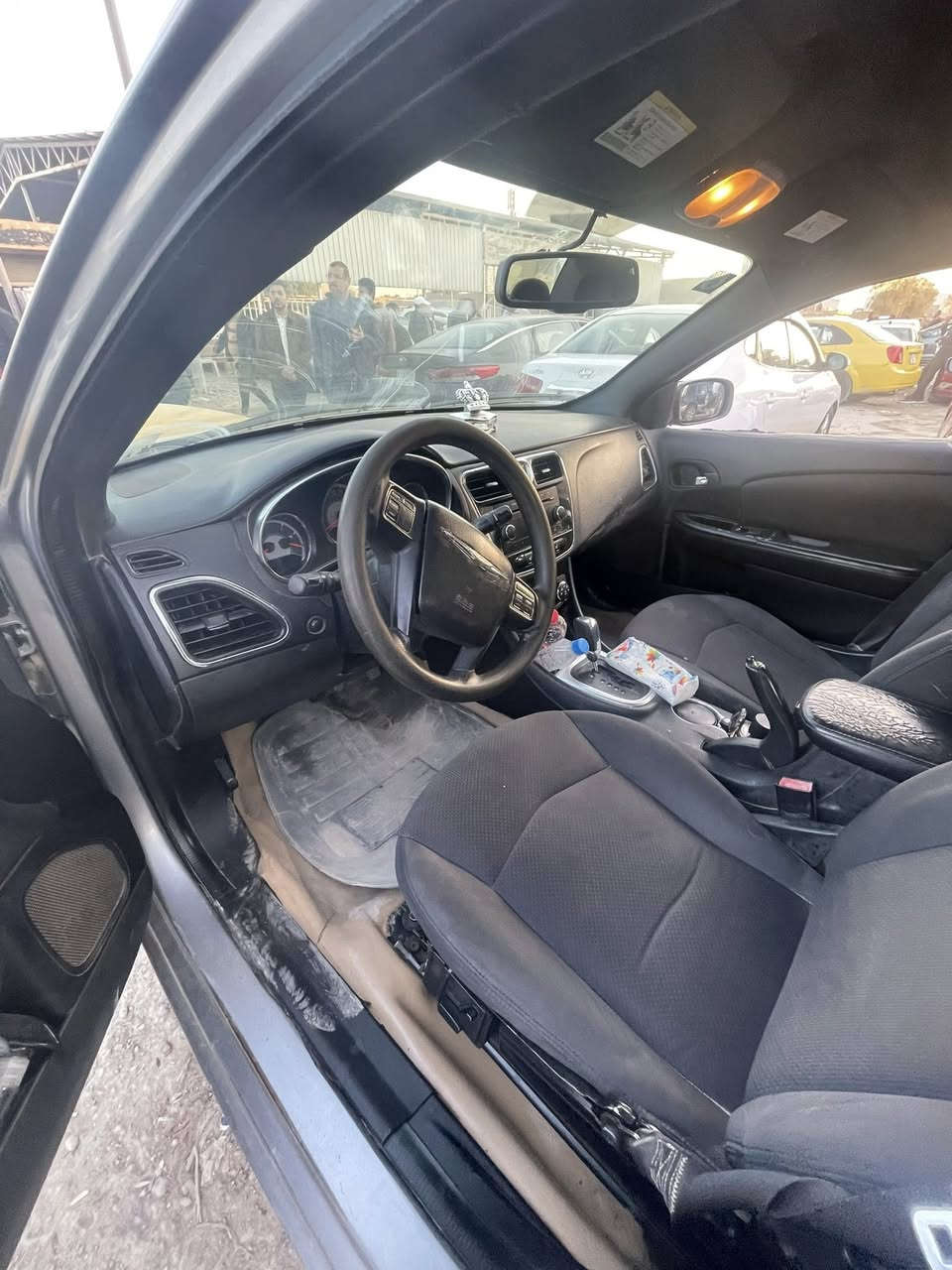 يالله السلام عليكم للبيع  c200 مديل ٢٠١٣  مكينه v6 3600 لون سلفر السياره حلو ه وخير من الله بس بيها نواقص شويه ب ١٠٠ الف يكملن 
مكان السياره بابل الحله 
السعر ٦٥ وبيها مجال 
وماتوقع اكو هيج سعر  جوه السوك والله 
الاستفسار ***********
