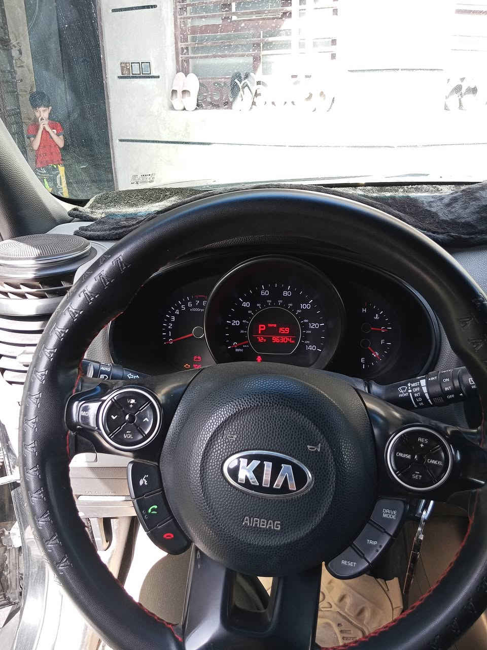 سول موديل2017نظيفه كلش سونار كدامك مكينه 2000مكانها بابل سعرها118او مراوس النترا. السياره حلوه ونظيفه واتساب ***********
