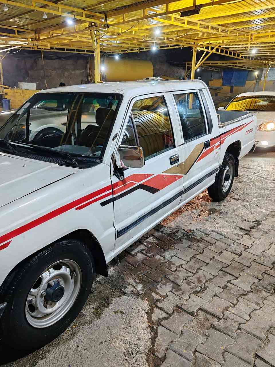 مستربوشي قذافي صياره نضيفه كير محرك أكسل تايرات صدر أمامي وخلفي كهربايات كيجات مشروع وطني كله شرط تحول وكاله مكان كركوك سعره 43 مجال كوبون بنزين موجود ***********
