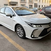 للبيع  تيوتا كورلا هايبرد ٢٠٢٤ وارد صين شكل الخليجي ماشيه ٢٨ الف كيلو ...