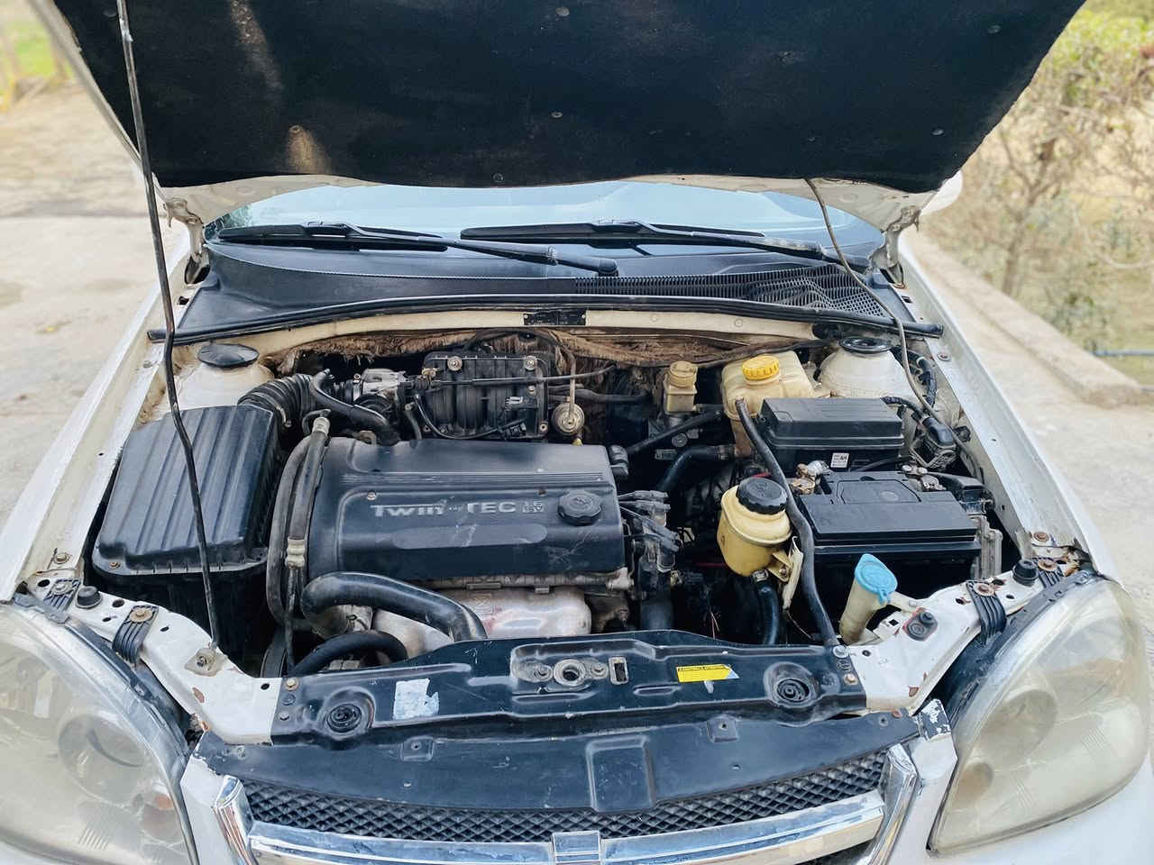 سلام عليكم اوبترا موديل 2005
كير عادي مكينه 1600
السياره مصبوقه جماليه 
سعر 58او بيه مجال 
عنوان بغداد ابو غريب 
***********
***********
