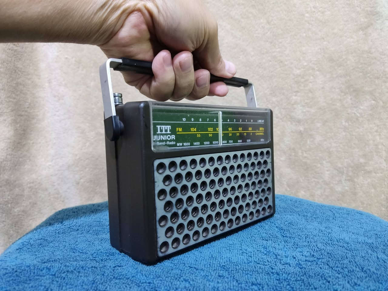 راديو أي تي تي
ف م شرط الشغل 
اي ام لا يعمل 
٢٥ الف


**إذا كنت صاحب هذا الإعلان وتريد حذفه لأي سبب، رجاءا أرسل رسالة إلى الدعم الفني**