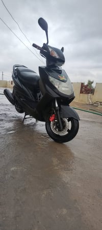 دراجه ياباني • محرك شرط • معدل فول