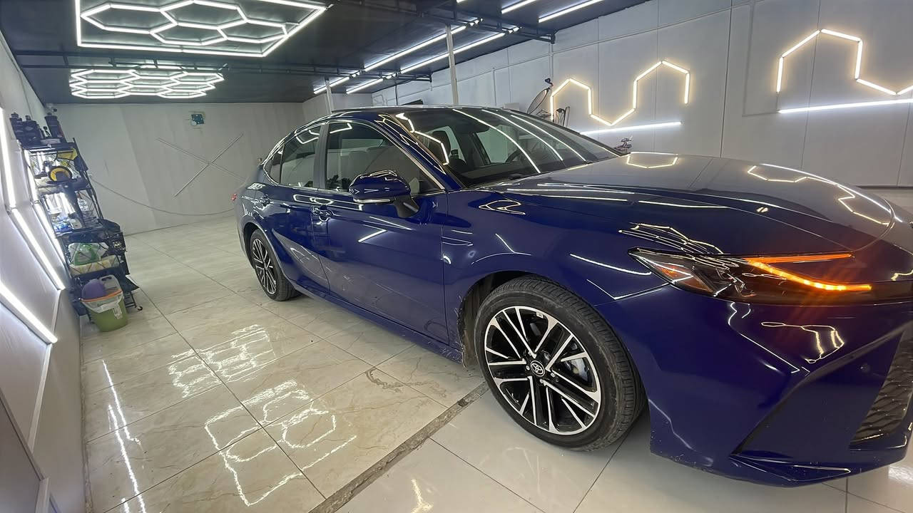 كامري 2025
XLE
فوووول الفول
ماشية 4000 مايل
بنوراما
خمس كامرات
داتا شو
جلد تدفئة وتبريد 
خزن كشنات
حساسات 360
حادثهة نص جاملغ خلفي بدون اير باك صور الحادث بالمنشور رقم بغداد 
سعرهة 27500$ 
***********
