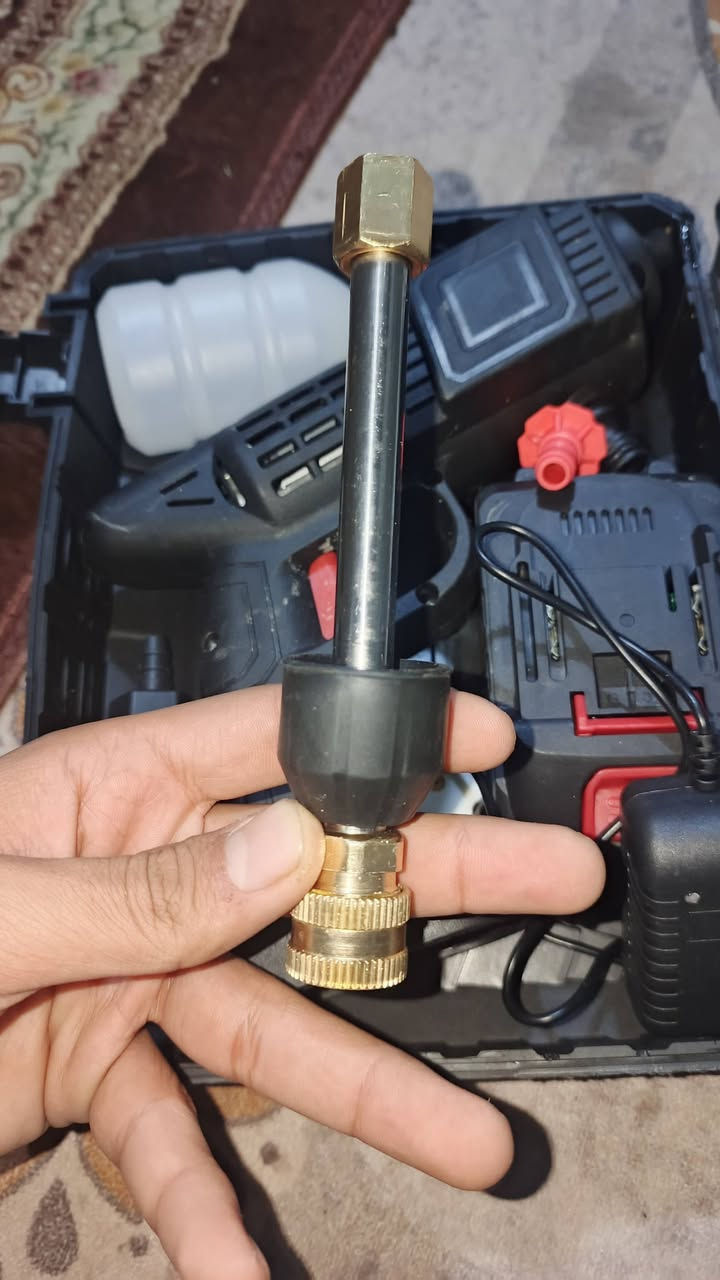 سلام عليكم فاره شحن + بم هوه شحن 
تجي مع بطاريه 48 فولت الفاره تجي كامل ملحقات سعر الفاره 20 بم هوه تجي مع كيبل الشحن والبطاريه 48 فولت سعره 20 وبيهن مجال مكاني كربلاء ومتوفر توصيل لجميع المحافضات 
رقمي ***********
