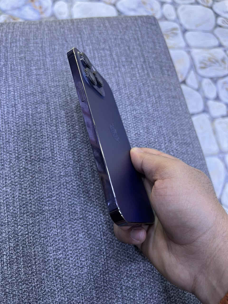 السلام عليكم ايفون 14 برو ماكس لون بنفسجي ذاكرة256 الجهاز شرق اوسط  ماستر  بطارية74
الجهاز لا مفتوح ولا معله / هاتف ***********
