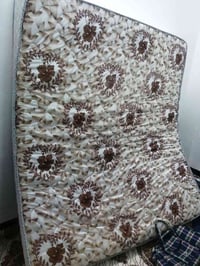 اسفنج سرير • نفرين • نظيف جدا