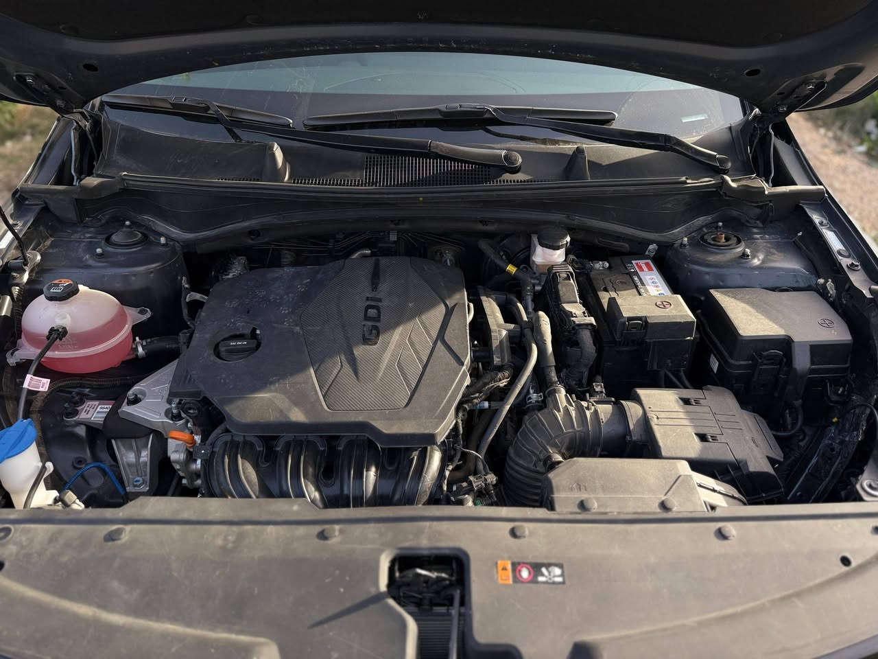 السلام عليكم
سبورتج موديل 2024
الفئه EX
حجم المحرك 2500 
عداد المسافه 48 الف 
المواصفات فول عده البنورامه
بصمه
تشغيل عن بعد
شاشه متصله
كراسي جلد
تدفئه مقاعد
تحكم تبريد لمس
ثلاث وضعيات قياده
رادرات جانبيه 
ردار امامي
لايتات عدسه زنون ابو الحجاب امريكي 
وباقي المواصفات المعروفه للسبورتج
السياره بدون رقم دخول جديد منفيس بسمي
ضرر السياره جملغ وبنيد صطحي مبدلات نفس لون  بدون ضرر للجزاء الداخليه للسياره شاصي لغود مكفوله ما عده بارد بقاعده تثبيت الجملغ الايسر سياره بدون قطره صبغ 
مكان السياره حله
سعر السياره 177 ورقه 
اي استفسار 
***********
***********
