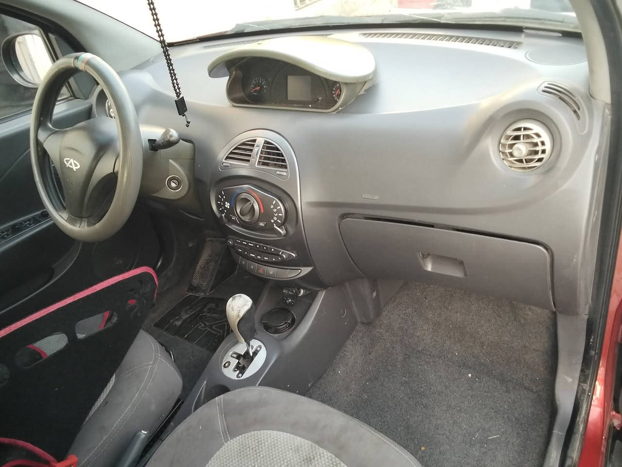 سياره شيريx1 موديل 2016 بناتيه نظيفه مامضروبه ولامصبوغه  ب60 وبيها مجال الاستفسار ع الفيس او ع الرقم ***********
