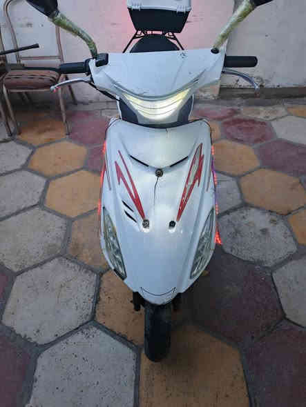 السلام عليكم ماطور سكنس موديل حديث للبيع الشراي يتصل ***********
