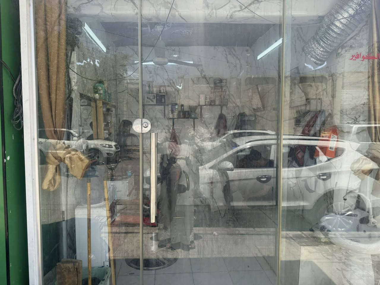 السلام عليكم جام خانه سلايت للبيع العرض مترين ونص والارتفاع مترين وسبعين للاستفسار ع الرقم ***********
