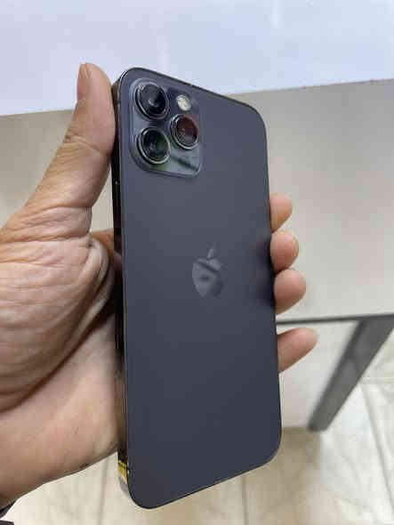 للبيع ايفون 12برو ماكس دبل شريحه ذاكره ٢٥٦ بطاريه ١٠٠ مبدله وشاشه هم مبدله وبصمه الوجه مشكله ومكاني كربلاء السعر ٣٢٠ الف ***********
