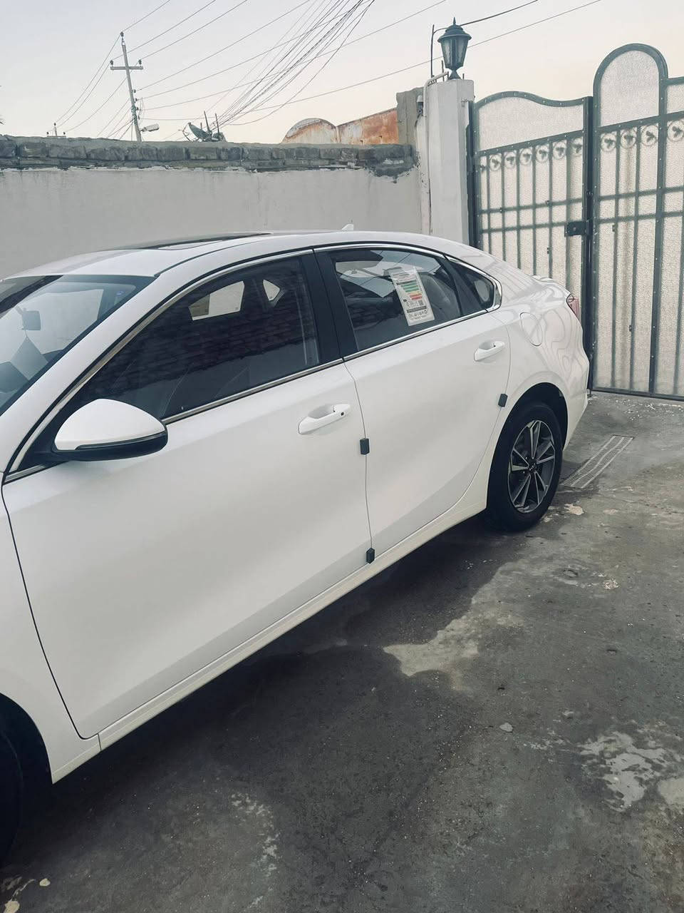 السلام عليكم للبيع K3 مكفوله خلاص من كلشي سياره جديد حيل فول مواصفات ماشيه 17 الف رقم سليمانيه بسمي اتريد وكاله بسمك او تحويل السعر 144 عنواني بابل  رقم الهاتف /(***********)
