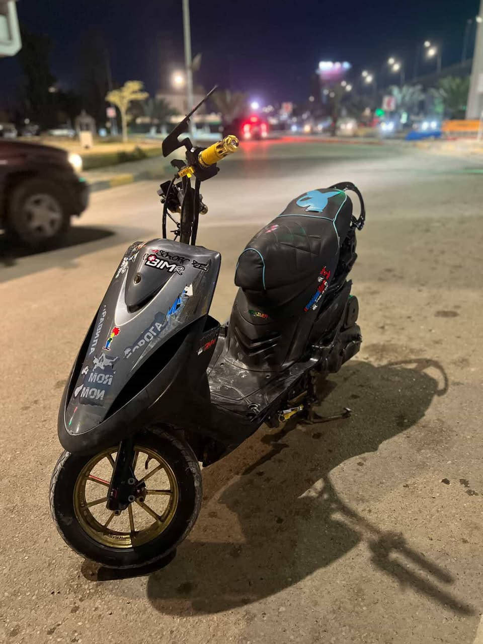 السلام عليكم عدله بلاديه مثل ما جاي تشوف السعر400 بها مجال حك الجايه مكاني بغداد الدوره متواجد واتساب وعاديه***********
