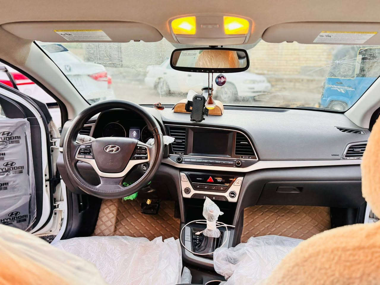 سلام عليكم النتره موديل 18 وارد امريكي ماشيه 113 سياره حادث جاملغ جه سايق بدون دواخل تصال ع ***********
