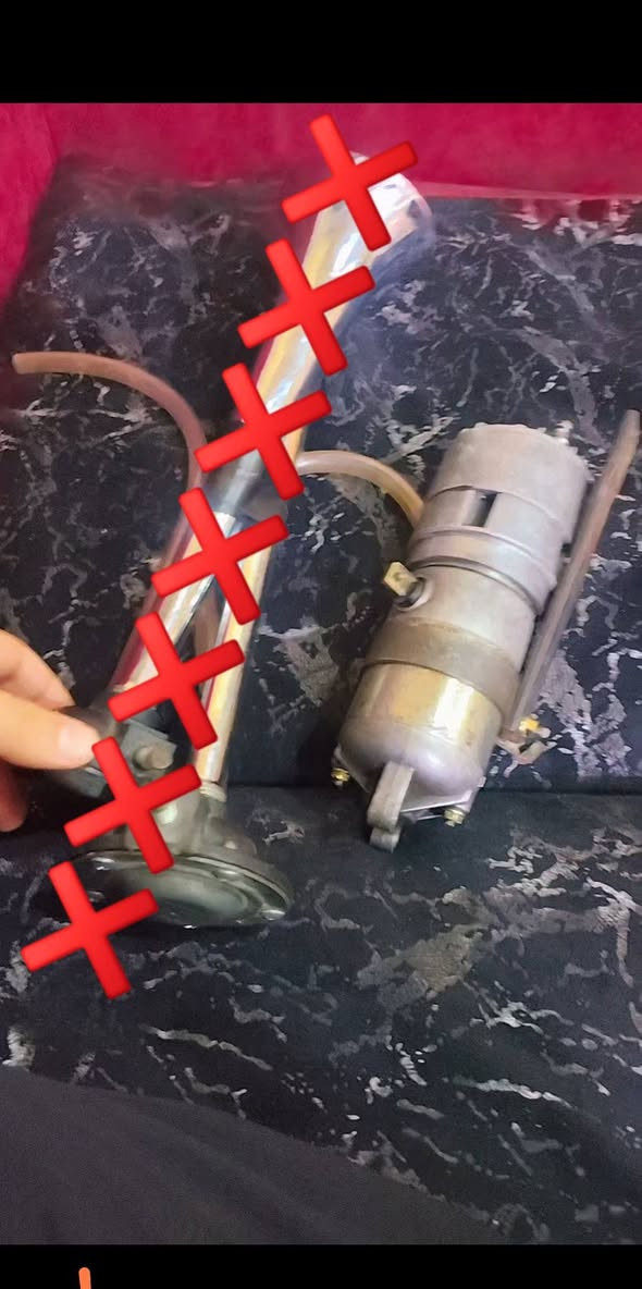 عيد مبارك عليكم
براد إيطالي تحوير جديددد صاله اقل شهر محور براد ما مشدود 
سعره 400وبي مجال مكاني شعله 📍
📞***********
