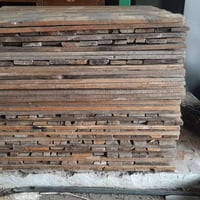 مكعب خشب • سكيبات اسباني • ١م و١٫٢م