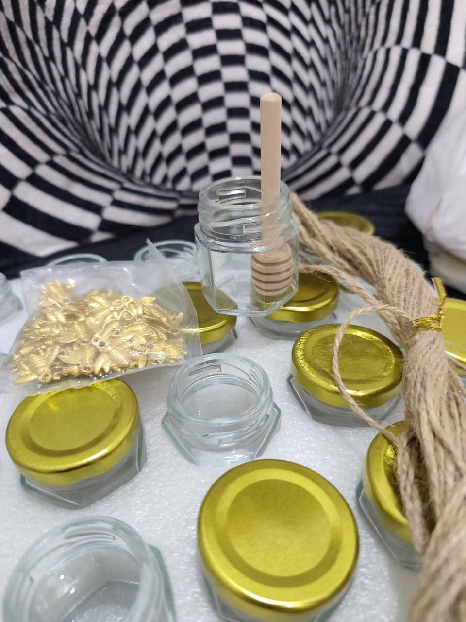 السلام عليكم
غراض امزون للبيع اسعار مناسبه 
كلمن وسعره *********** واتساب
