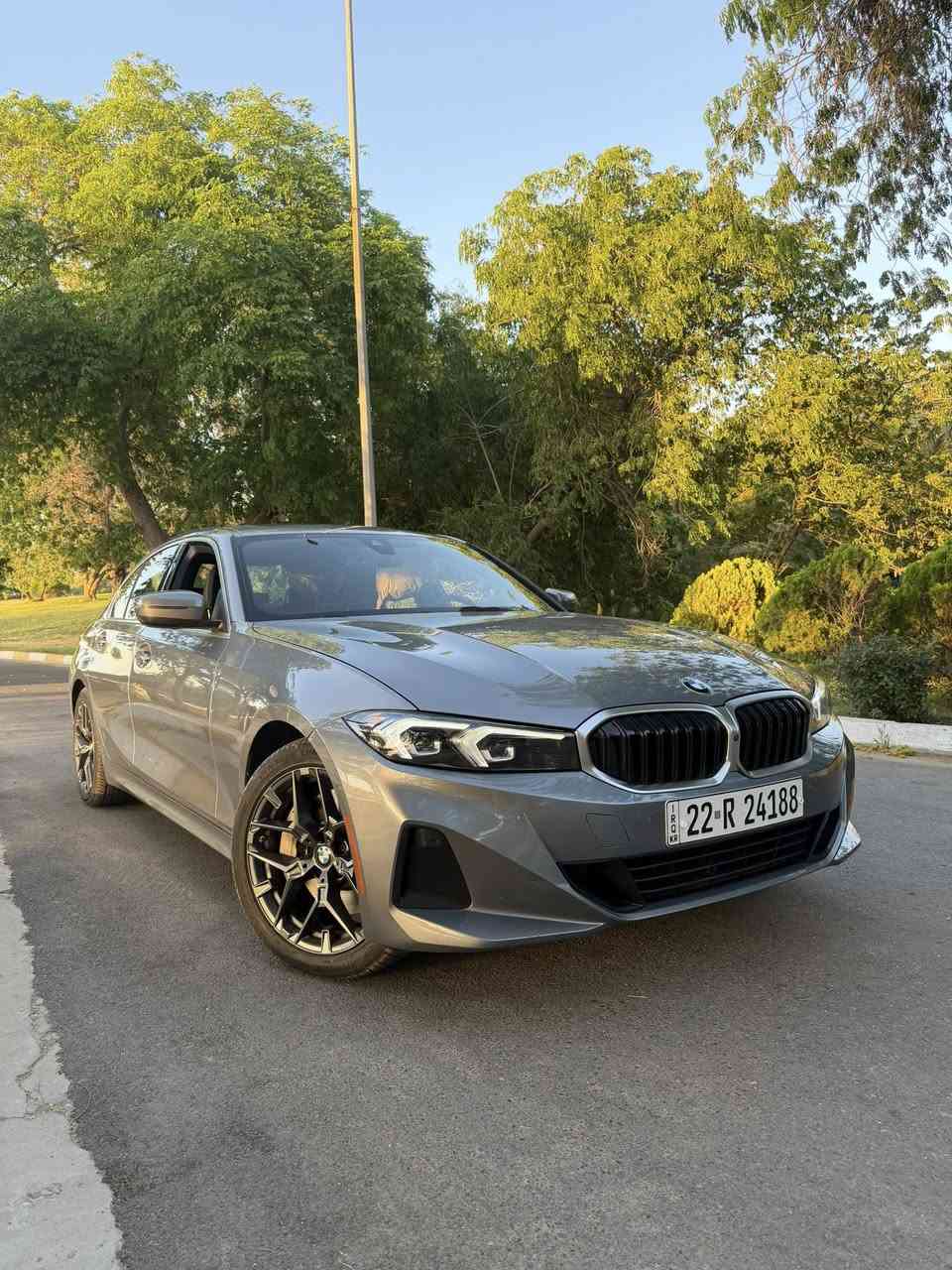 السلام عليكم
للبيع BMW 330i موديل 2025 وارد امريكي قطعتين صبغ فقط
اللون سلفر
ماشيه 25 الف السياره جديده كلش كامله من كلشي صفر مسج 

الضرر قطعتين صبغ باب السايق و خلف السايق و الجاملغ الخلفي بي بارد ايرباكات سليمه كلها فقط مال البرده طاك جهة السايق
فول مواصفات ميحتاج اكتبهن معروفه مواصفات ال330i
سعرها بسعر موديل ال23 و 24

السعر المطلوب 339$ وبيها مجال
صور الحادث و رقم التليفون موجود داخل المنشور شراي خابرني وتشلع عيوني
***********
