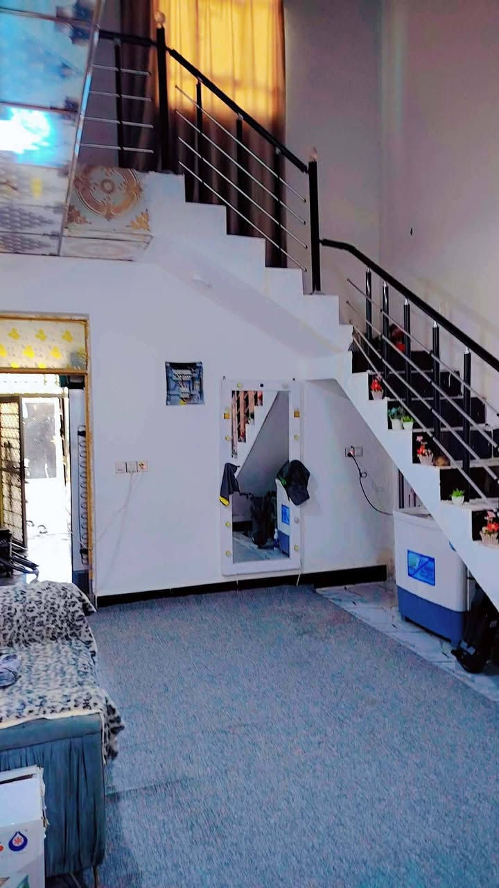 سلام عليكم ورحمة الله وبركاته

مكتب عقارات الهمام الأول

مقاولات عامة بناء الدور والمحلات اشراف وتنفيذ كوادر مهنية مختصة

دار للبيع بالتقصيد طابو زراعي

مساحة ١٠٠ متر اساس كونكريت بناء طابوق سقف كونكريت ارضية بورسلين جدران سيراميك سقف ثانوي
خريطة كاملة

العنوان الكوفة البراكية شارع المطار القديم قرب جامع القبة الذهبية

السعر المطلوب ٥٠ مليون مقدمة ٢٥ مليون والقصد ٥٠٠ الف

للتواصل الاتصال *********** واتساب *********** اتصال او مراسلة الخاص المندوبة نرجس ام حسن
