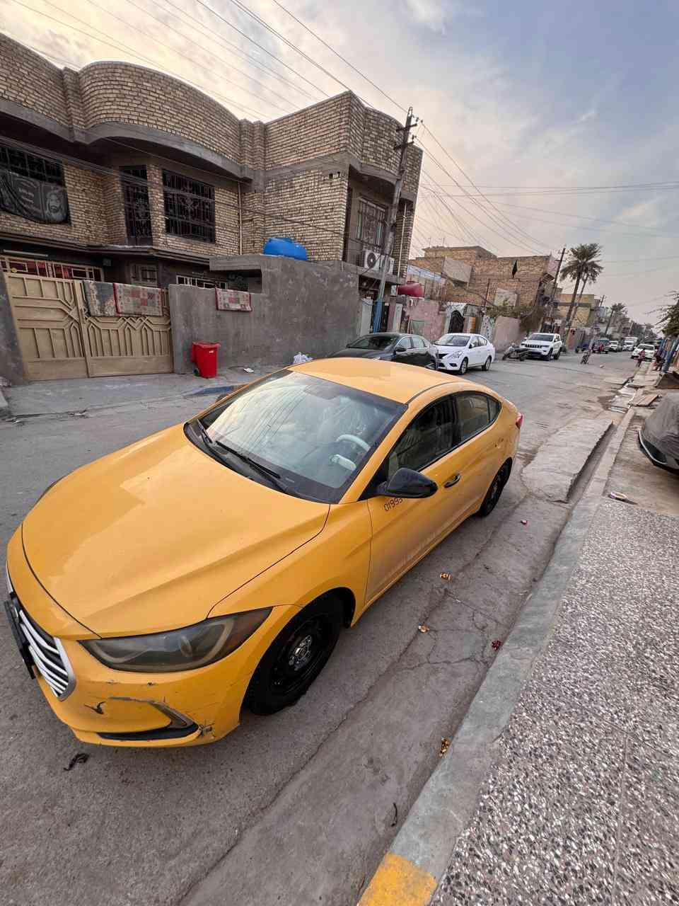 السلام عليكم
للبيع هونداي انترا 
وارد امريكي 
موديل 2018
حادث تبديل قبق جنطه فقط 
لباقي ليبل واحد  
تخم تايرات 
بيها منظومه غاز انسى صرف 
محرك 2000 دوش مكفول 
كير اي تي  مكفول
رقم بغداد انكليزي باسمي 
السعر 127وبيها مجال  
مكان سيارة بغداد 
رقم ***********
