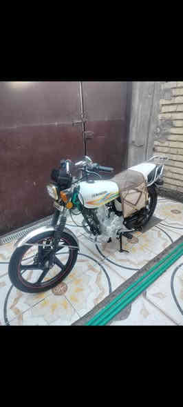 دراجه.هونده خمسه كير  للبيع  شاصي احمد شهاب  2018 ودراجه 2024 برغي  مامفتوح بل مكينه كهربائيّات كله شغاله  .  شراي تصل *********** او وت ساب
