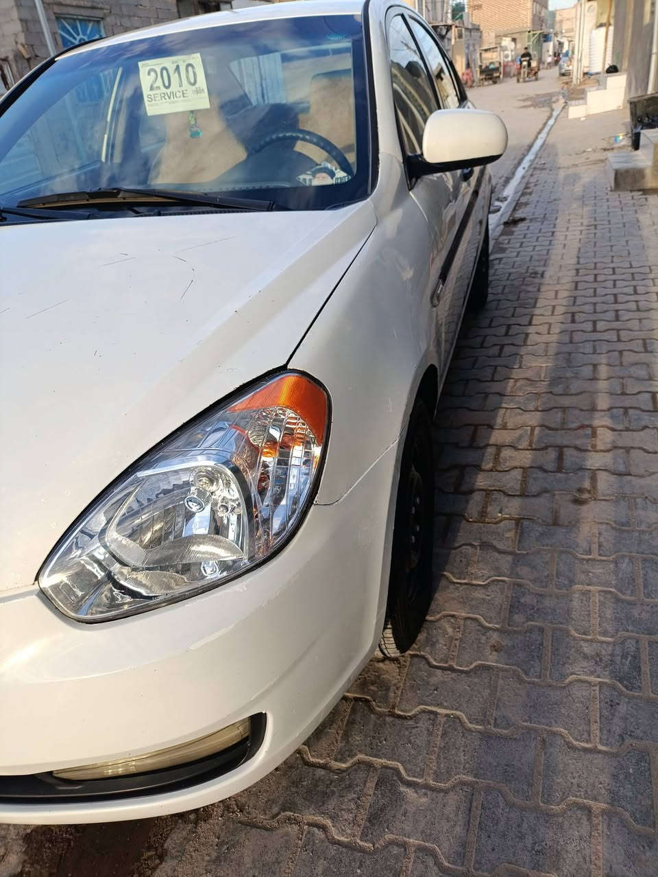 سلام عليكم للبيع اكسنت خليجي موديل 2010 رقم اربيل انكليزي سنويه نافذه 2030 بسمي تريد وكاله تريد امداور ضررالقطعتين  بدون دواخل مكينه 1600 جديده تبريدشغال  حداديه وره او كدام جديده  السعر خاص العنوان نجف التصال ***********
