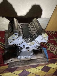 محرك 40 V8 حاوية شرط الشغل 07822702172 ملاحظة/ متوفر فتح وشد