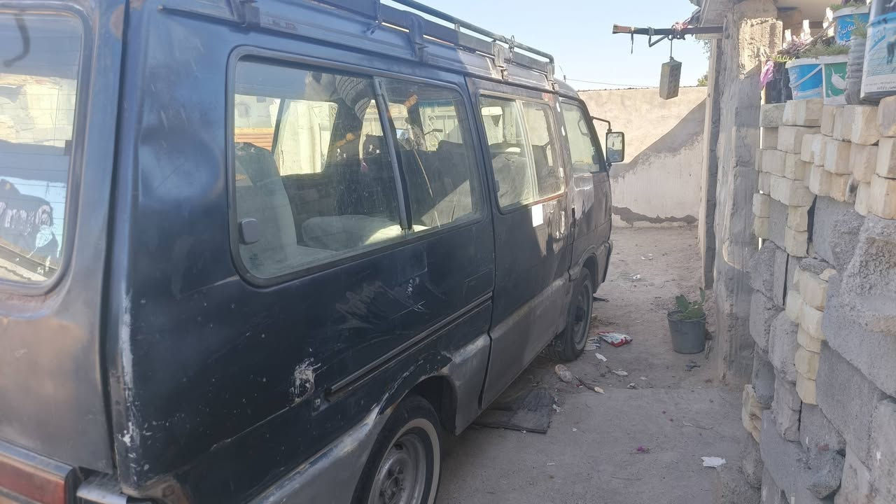 سلام عليكم كيا بستا 95
مكينه بيها تنقيص قليل كير اكسل خير من الله 
سنوية لحد 2028 شهر 3 شرط التحويل مصفرة هيئه 
السعر 25 وبيها مجال مكاني بغداد التاجي
***********2
