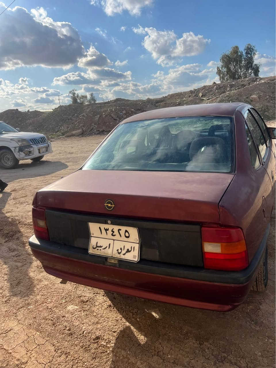 ؤپل فيكترا مؤديل ١٩٩٢ بي ليدران گيرومه كينه به شرت وه رگه راو براوه به شرت سه نه وي به سه ر چوه *********** أربيل, العراق
