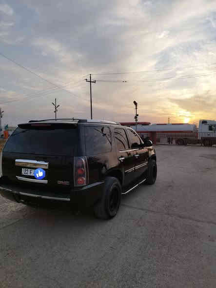 السلام عليكم جمسي دانلي فول مواصفات موديل 2010 خليجي متومه شمالي طبق الاصل انكليزي بدون كص مكينه وكير كارتون فتحه سلايت جنطه شفط كشن قلاب شاره بل مري وبعد بيه  مواصفات السعر 67 وبيه مجال ***********  متواجد ع خط أو واتساب.        مكلف بل نشر
