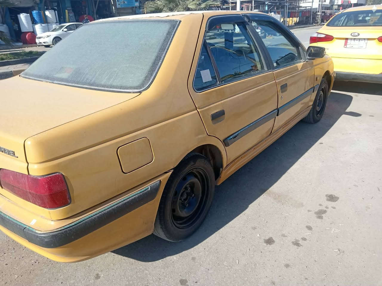 بيجو باص 15 سياره بيه جمالخين امامي مؤسسه مو تجاري سياره جاهزه طخم تاير كله شغاله تبريد كله شغال سنويه ٢٨ مكينه وكير صارلي شهر من شادهن سعر ٣٨ بيه مجال*********** مكلف بل نشر اتصل
