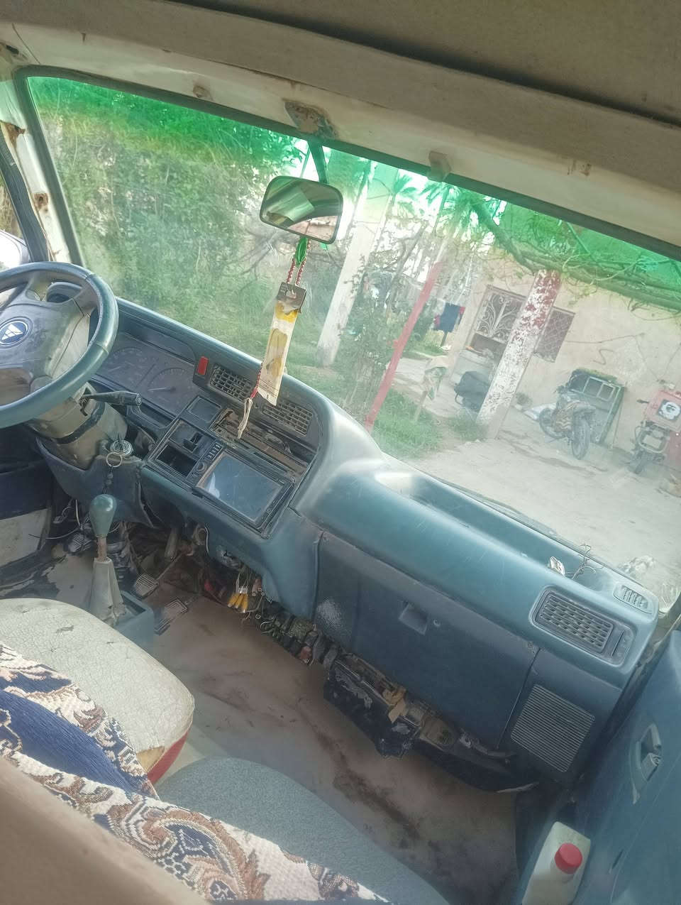 سلام عليكم فتون موديل 2009 سياره كير محرك اكسنت دوشمه كشنات خير من الله مكينه بس صوت زنجيل تيرات نص عمر صدر نص عمر كربيات شغاله سايره كشرهه يخبل شوصيهه تخبل كشرهه ضربه ما بي ولا خياس سياره رقم بابل مندل راعيهه ما اندل راعيهه اتكفلك سرقه وعشاير وحجز سعره 20 وبيهه مجال مكان بابل سدة الهنديه ***********
