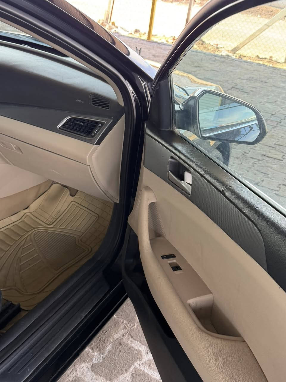 سلام عليكم سوناتا  وارد أمريكي 2016 ماشيه 100 حادثها فقط بنيد وبارد بسيط رقم اربيل السنويه نافذه عنوان ديوانيه  الاستفسار ع الاتصال ***********
السعر ١١٣
