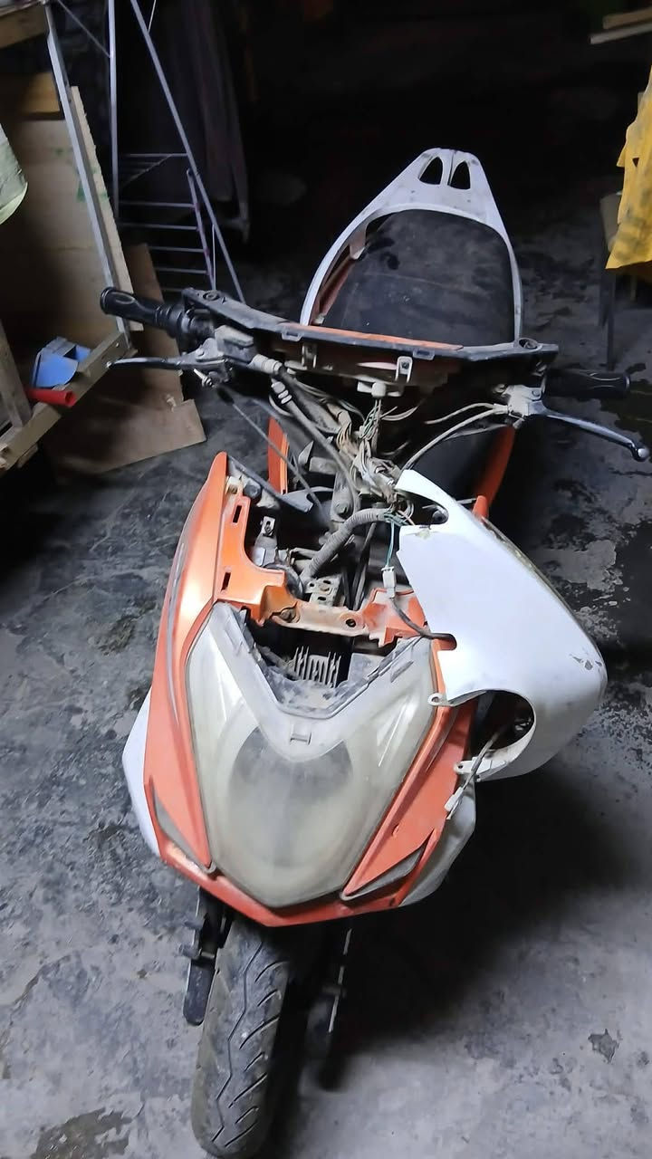 ب٧٠ الف تعال حمل واخذ كوم حديد محتاج وريد بيع


**إذا كنت صاحب هذا الإعلان وتريد حذفه لأي سبب، رجاءا أرسل رسالة إلى الدعم الفني**