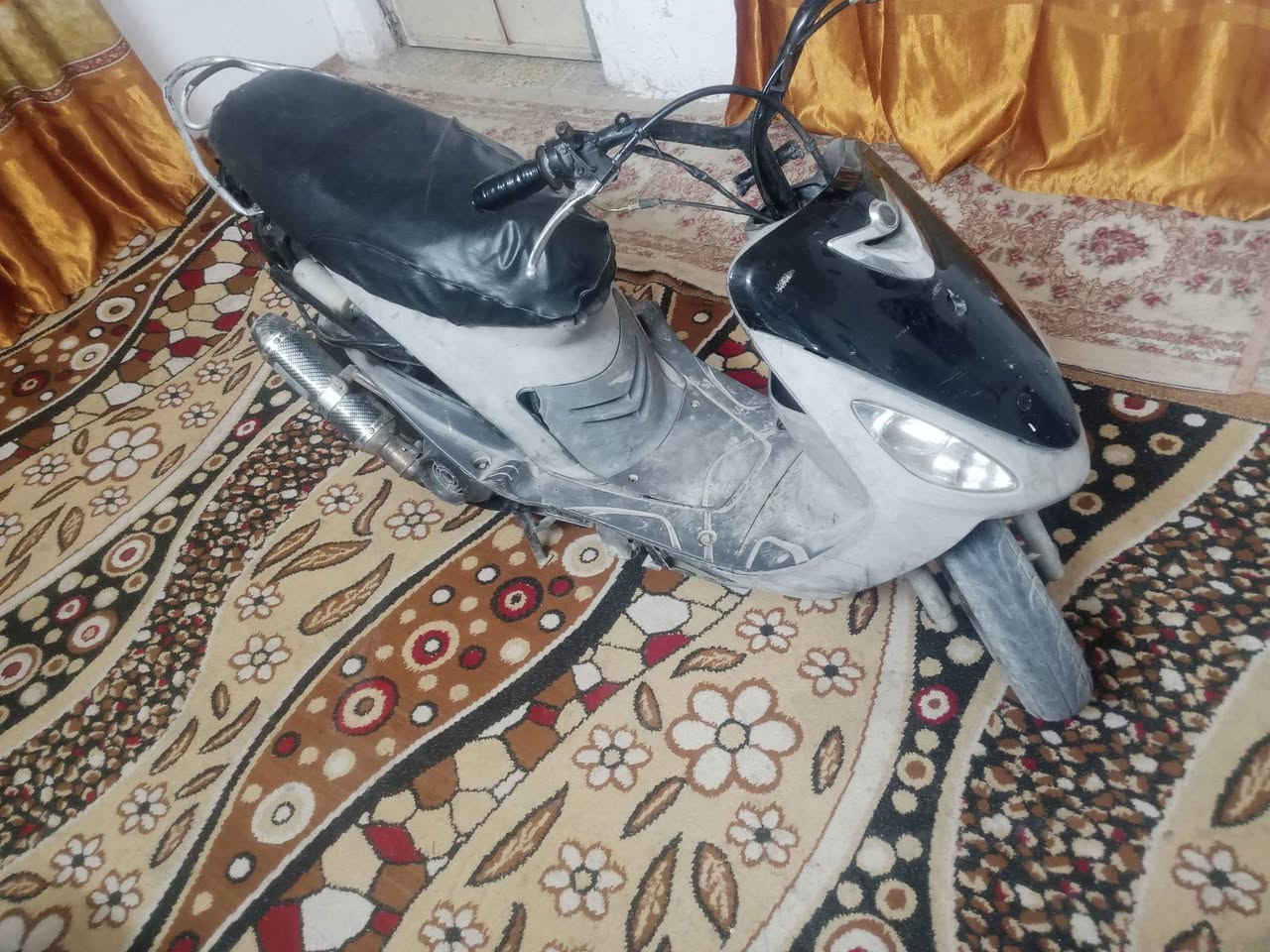 سلام عليكم دراجه ماكس منغولي درجه مال لعب بوشه 55نعومه  حلوه دشبول وبك لايت موجود 350وبيه مجال قليل حله ***********
