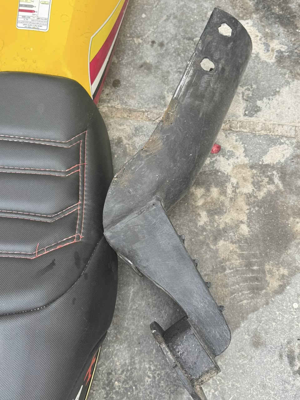 السلام عليكم للبيع كلمن وسعره صالنصه دايوان عوزها بس صبغ  وغراض اربع رياضي🫶نعمانيه مكاني


**إذا كنت صاحب هذا الإعلان وتريد حذفه لأي سبب، رجاءا أرسل رسالة إلى الدعم الفني**