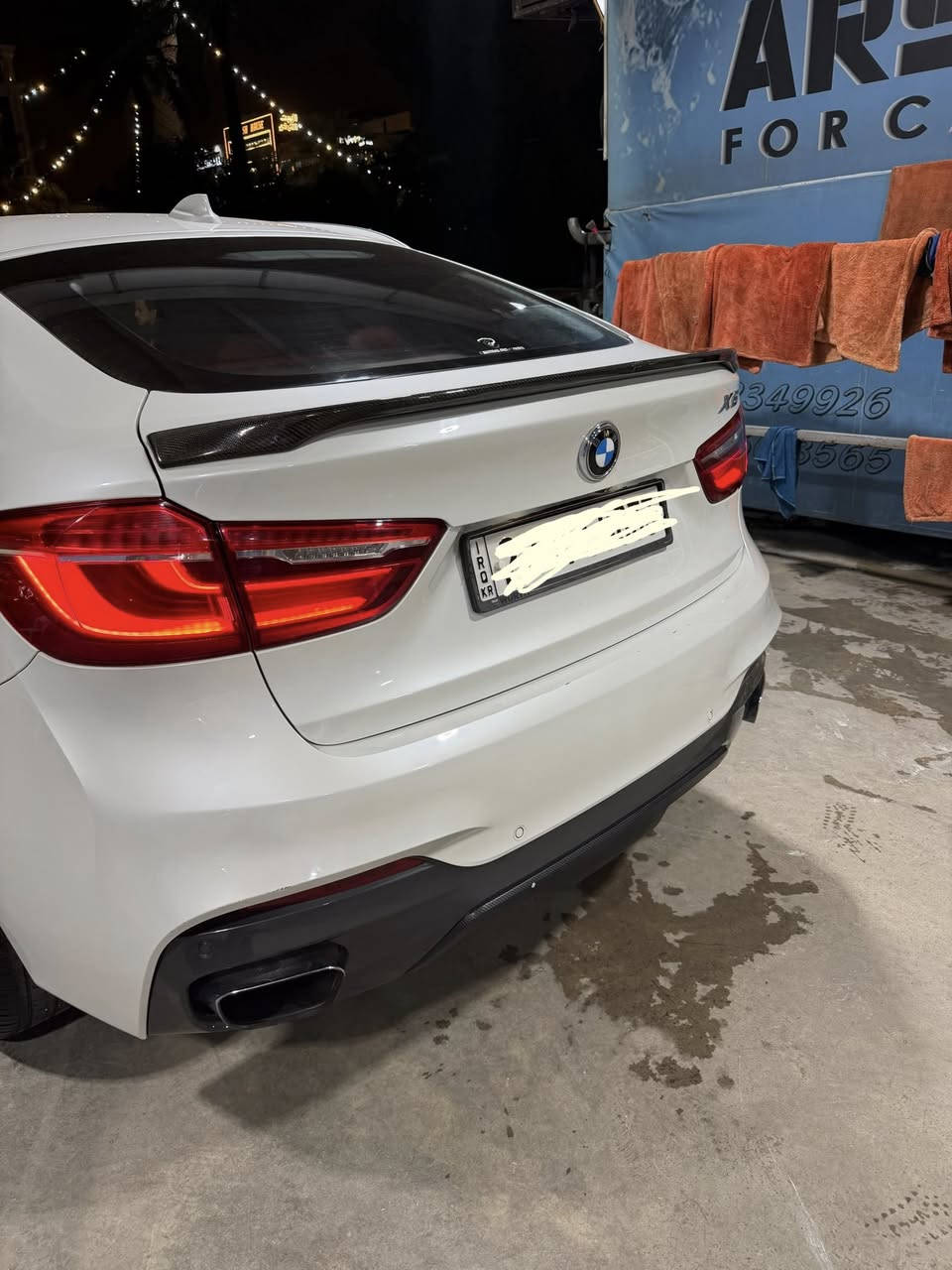السلام عليكم

سيارة BMW X6 موديل 2015 محرك 8 سلندر توين تيربو، السيارة وارد خليجي وكالة العروش (وكالة BMW العراق) كلين تايتل ما بيها لا بارد ولا دافي، السيارة ماشية 120.000 كم وكلش نظيفة تصرف عليها بالزايد 10 اوراق ترجع توها طالعه من المصنع.

السيارة أعلى مواصفات بفئتها ومن الاخير رايدها ب 250 ورقة (دفترين ونص) ورقة ما أوكع إذا تناسبك السيارة ببغداد وهذا رقمي *********** واذا ما تناسبك فتروحلك فدوة السيارة.
