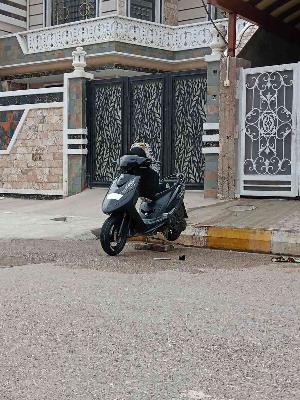 السلام عليكم 
ماكس عدله للبيع 🚳
مكينة 49 
 مفتوحة مبدل بس ولفات فقط فقط👈🏻👉🏻
كفرات مختمة وية المكينة كلة ختم واحد 🖤
السوادات ختم واحد 🖤
كهربائيات كلهة شغالة 👍🏻
دبلات بلاد🫠
ويالة بلاد🫠
زوج تايرات جلاتين جدد 👍🏻
للستفسار متواجد خاص 24ساعة 🫠
عنوان دراجة واسط صويرة📍
ملاحضة :مو شراي لاتعبني 📍
@إشارة


**إذا كنت صاحب هذا الإعلان وتريد حذفه لأي سبب، رجاءا أرسل رسالة إلى الدعم الفني**