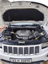 جيب لمتد موديل 2014  المواصفات فول بس الصندوك الخلفي مو كهربائي  كير ط...