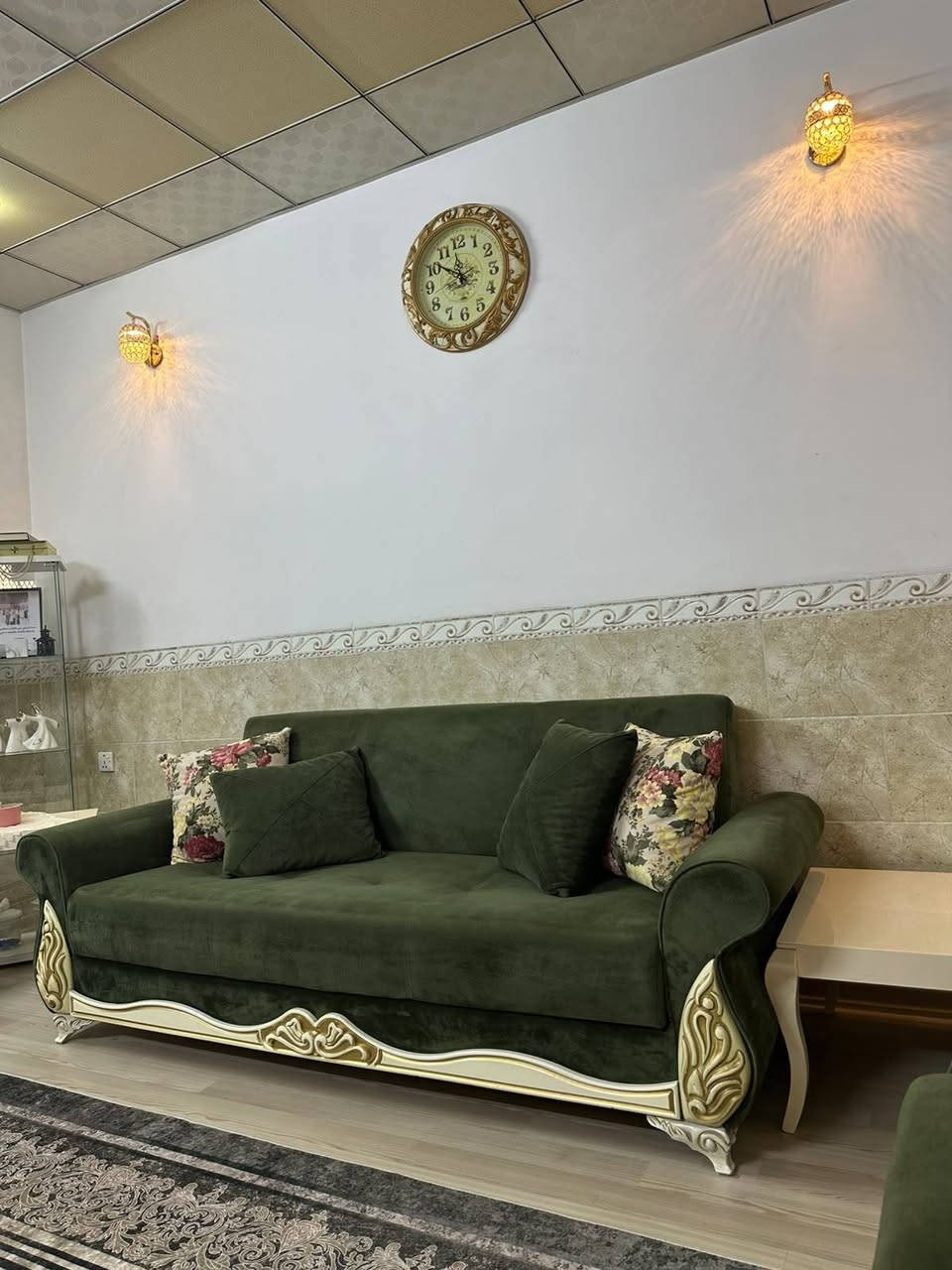تخم قنفات ماركة اطلس(١٠) مقاعد تركي خزان سرير عنوان اربيل هفالان تواصل مسنجر او وتس ***********
