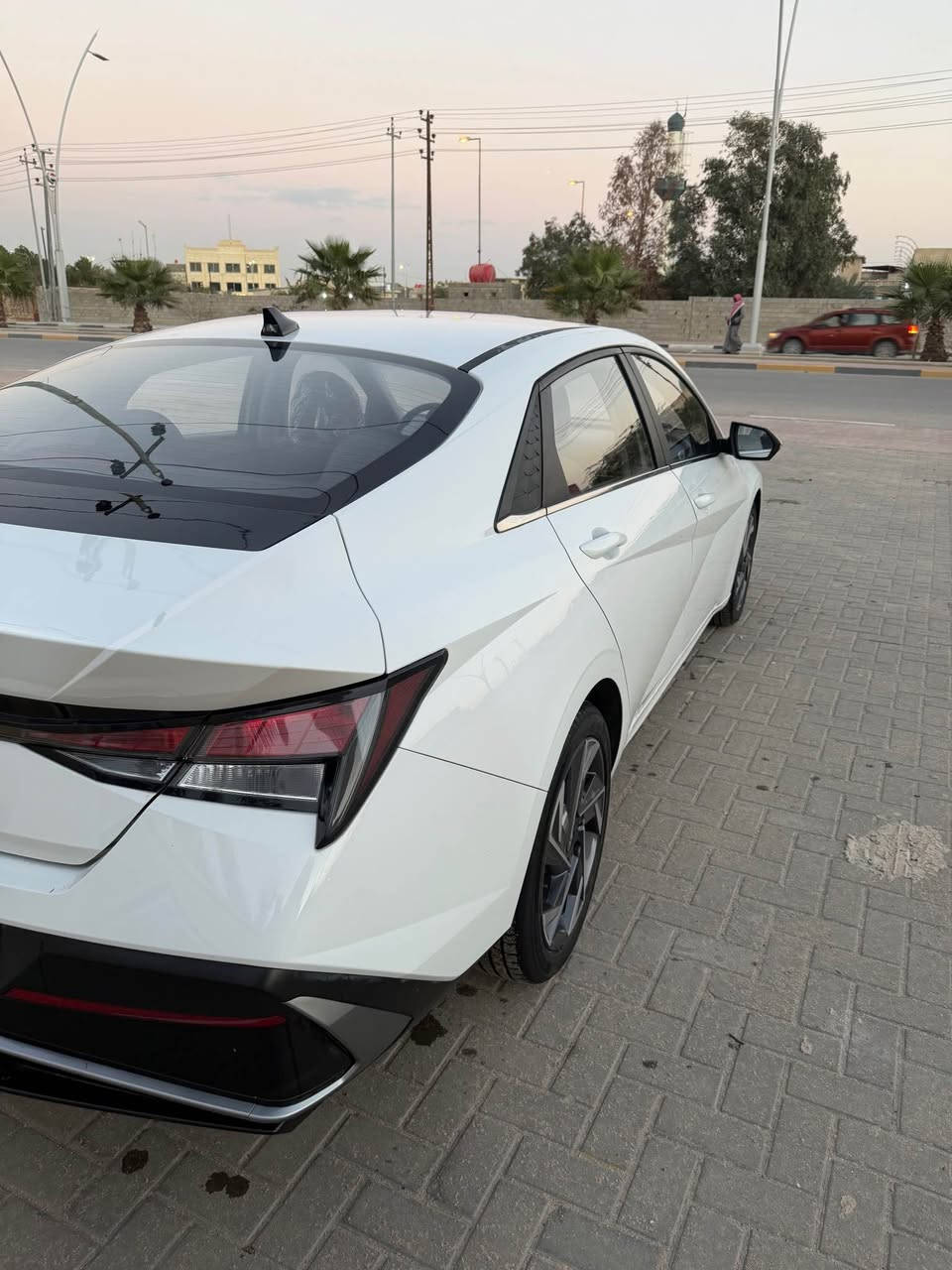 السلام عليكم 
1/النتره 2025 تجميع كفاله عامه من كلشي 
2/رقم اربيل ماشيه 10 الف فقط السياره بعدهه زيرو
 3/دواخل سود 
4/شاشه كار بلي 
5/فتحت سقف 
6/عداد دجتل 
7/كشنات جلد 
8/تبريد امامي وخلفي 
9/هاند بريك كهربائي بصمه ابواب وجنطه لد امامي خلفي وبعد بيهه موصفات السعر المطلوب 152 وبيهه مجال للشراي مكان السياره البصره الزبير للاتصال عله الرقم *********** البصرة, العراق
