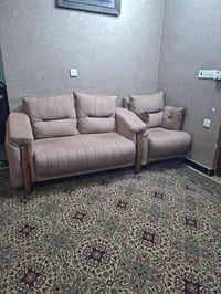 عندي تخم تركي درجة أولى أخذته قبل شهرين جديد من الجشعمي.. يحتوي على 9 ...