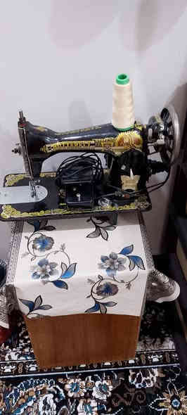 غراض للبيع العنوان نجف شارع المطار ***********
