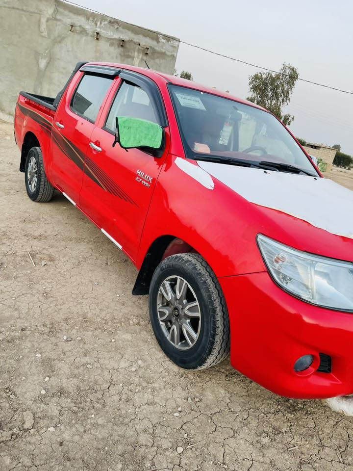 سلام عليكم ورحمة الله وبركاته تيوته البيع موديل 2012شاصي ١٢كفاله عامه شرط علئ سجين تخم تايرات تون شدهن شرط سياره شركه مكان بابل مروس هم روس ***********
***********
